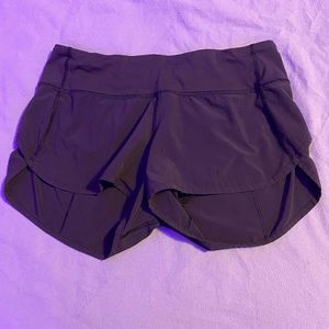 navy blue lululemon shorts